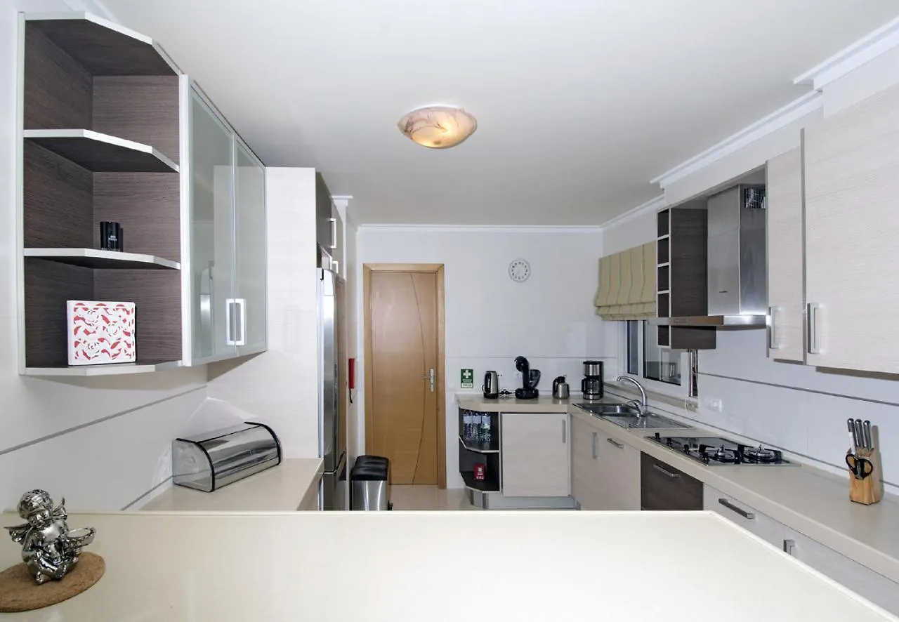 Lgs65T2, Luxuoso T2 Frente Praia, Em Condominio لاغوس شقة